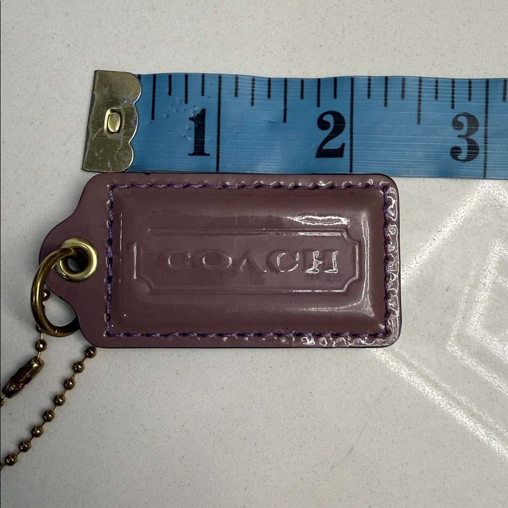 Coach hangtag mauve color large with gold chain - Picture 4 of 6